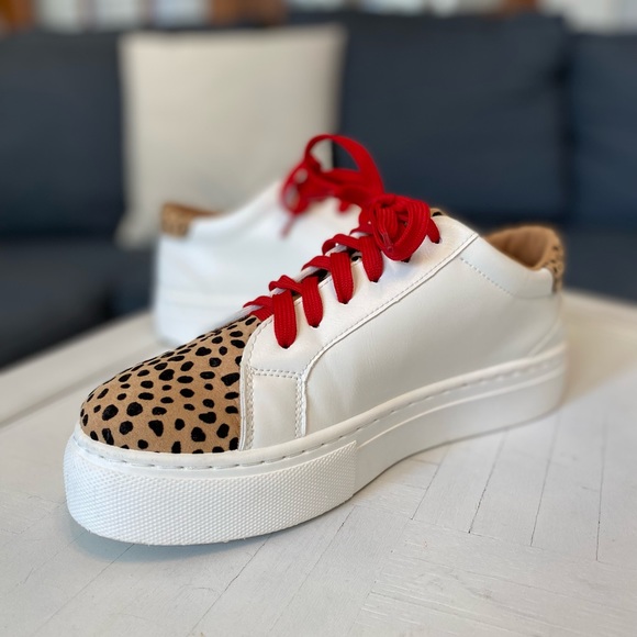 SOLD - Altar’d State Women’s Ryan White Cheetah Sneakers Size 9 - Picture 2 of 7